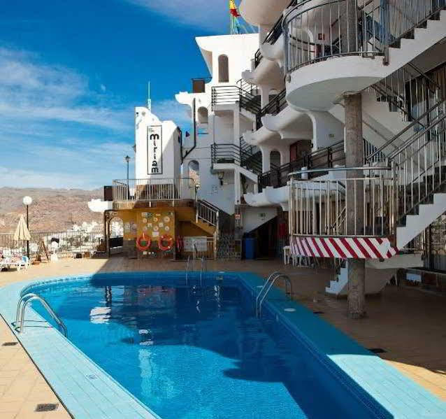 Apartamentos Miriam Puerto Rico  Eksteriør billede